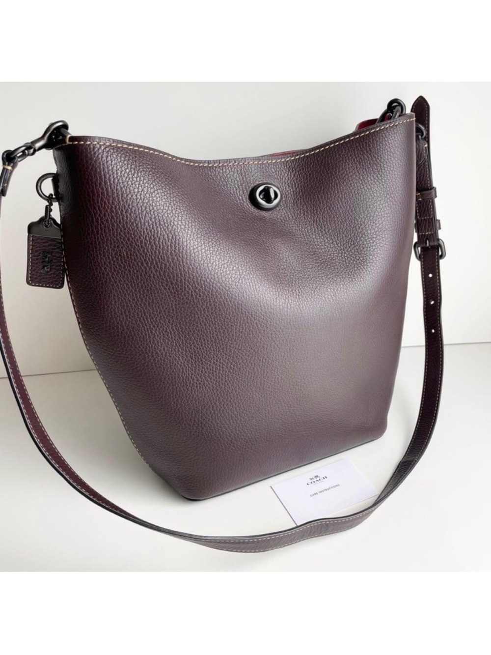 Coach Pebbled Leather Duffle Shoulder Bag (50115) Deep Plum - Picture 2 of 15